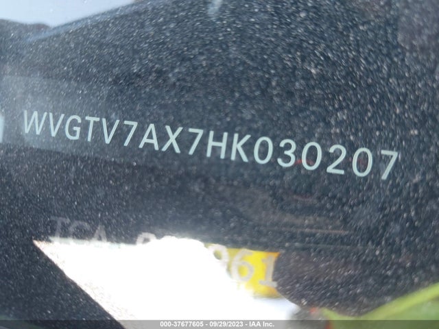 WVGTV7AX7HK030207 Volkswagen Tiguan Sport