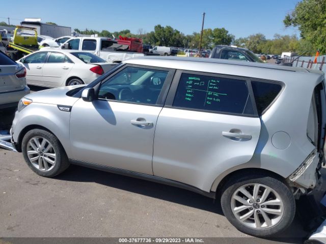 KNDJP3A5XJ7596092 KIA SOUL +