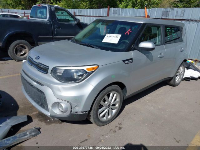 KNDJP3A5XJ7596092 KIA SOUL +