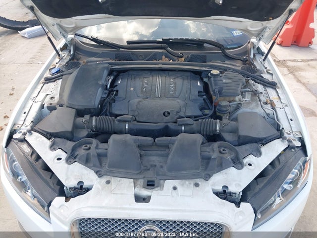 2012 JAGUAR XF SAJWA0HE7CMS53144 Photo 9