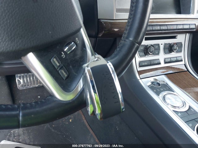 2012 JAGUAR XF SAJWA0HE7CMS53144 Photo 10
