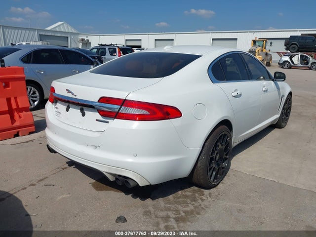 2012 JAGUAR XF SAJWA0HE7CMS53144 Photo 3