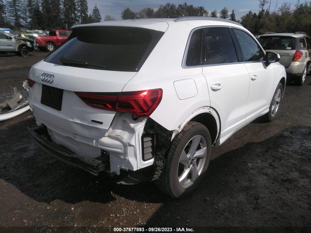 WA1AUCF37M1099163 Audi Q3 PREMIUM