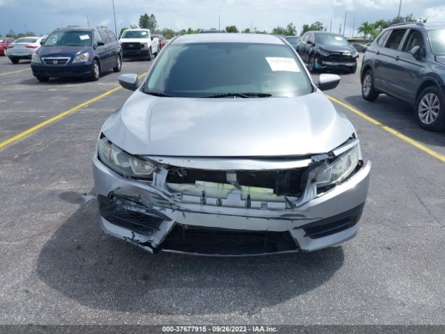 19XFC2F56JE009679 Honda Civic Sedan Lx