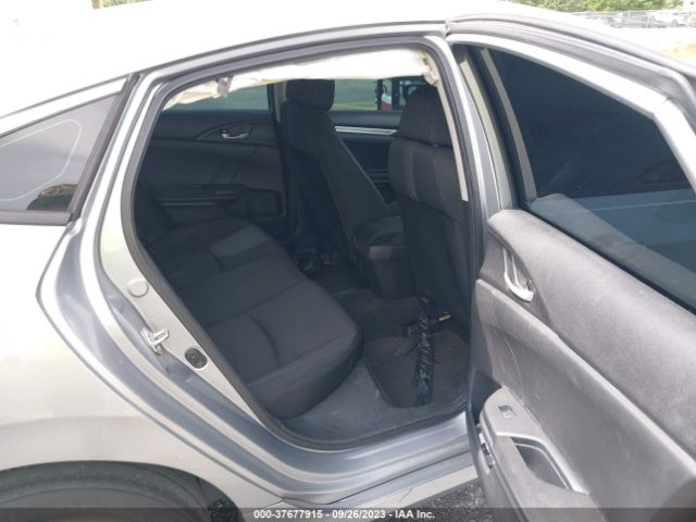 19XFC2F56JE009679 Honda Civic Sedan Lx