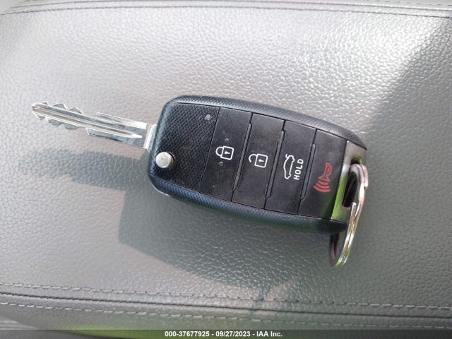 2015 KIA FORTE LX VIN: KNAFX4A65F5398878
