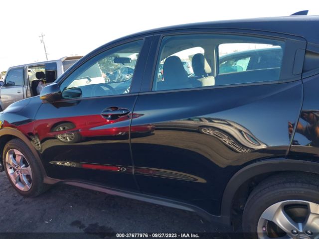 3CZRU5H37KG713901 Honda HR-V LX