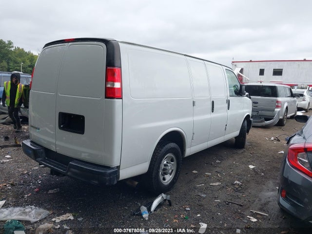 Chevrolet EXPRESS CARGO VAN 2019 1GCWGAFG7K1184947 Image 4