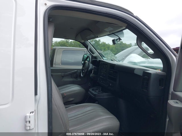 Chevrolet EXPRESS CARGO VAN 2019 1GCWGAFG7K1184947 Image 5