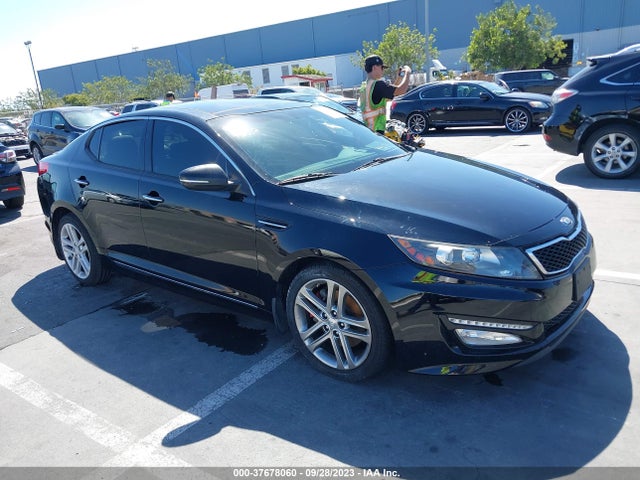 37678060 :رقم المزاد ، 5XXGR4A66DG172262 vin ، 2013 Kia Optima Sx W/chrome Limited Pkg مزاد بيع