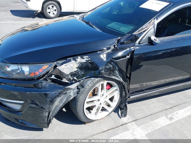 37678060 :رقم المزاد ، 5XXGR4A66DG172262 vin ، 2013 Kia Optima Sx W/chrome Limited Pkg مزاد بيع