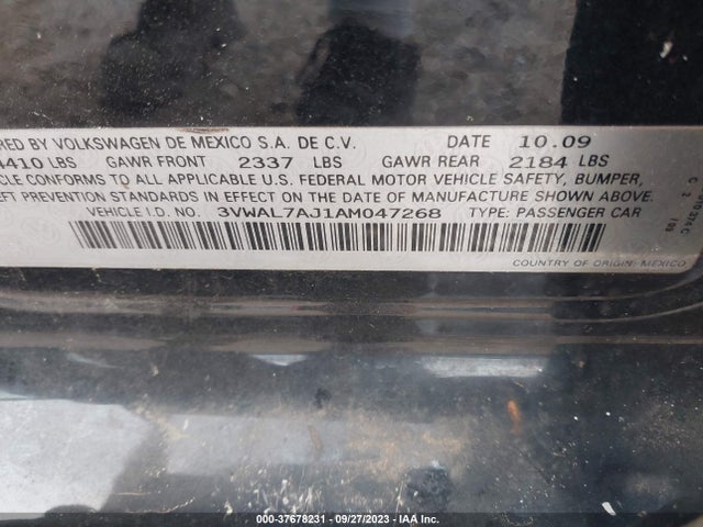 2010 VOLKSWAGEN JETTA SEDAN TDI VIN: 3VWAL7AJ1AM047268