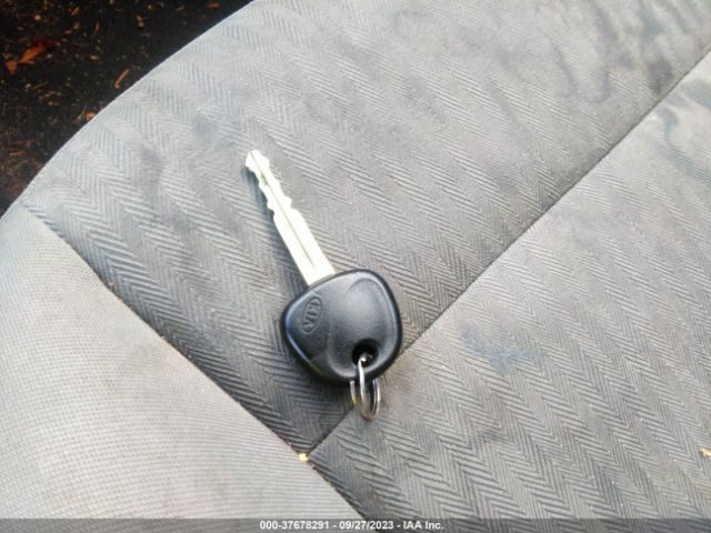 KNAFK4A66E5131455 KIA FORTE LX