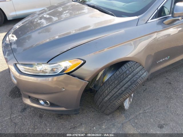 3FA6P0RU2ER291660 Ford Fusion Titanium Hybrid