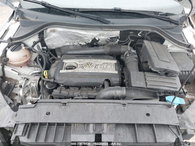 WVGBV7AX8FW501220 Volkswagen TIGUAN SE