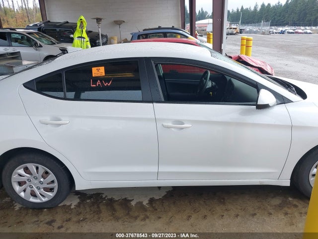 Hyundai ELANTRA SE 2018 5NPD74LFXJH362815 Image 12