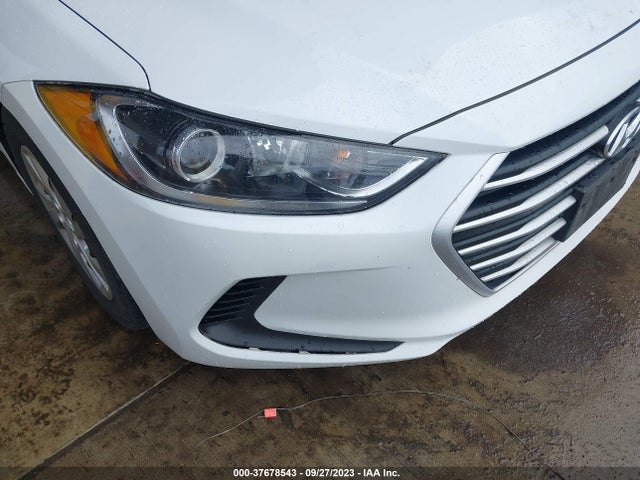 Hyundai ELANTRA SE 2018 5NPD74LFXJH362815 Image 6