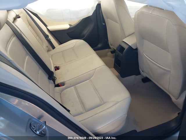 3VWLA7AJ1FM414837 Volkswagen Jetta Sedan 2.0l Tdi Sel