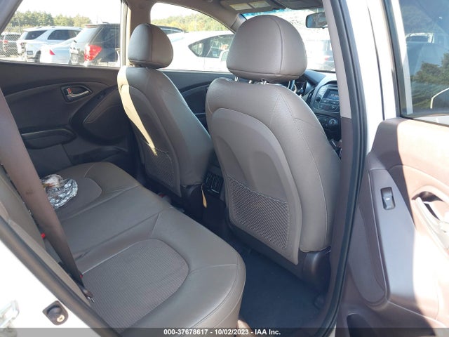 Hyundai TUCSON SE 2015 KM8JUCAG2FU998039 Image 8