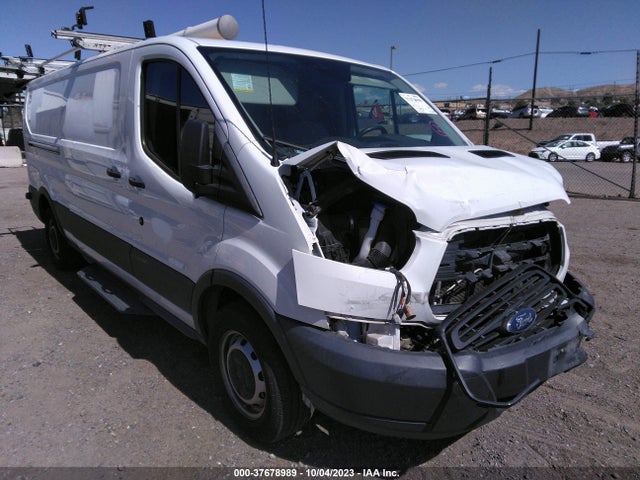 1FTYR2YM2JKB09853 Ford TRANSIT VAN