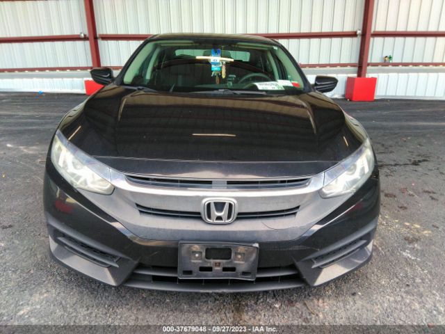 2HGFC2F5XJH523931 Honda Civic Sedan Lx