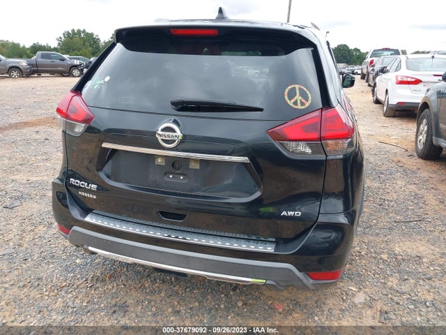 2017 NISSAN ROGUE S VIN: KNMAT2MV1HP561047