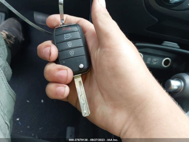 5XYPG4A31HG253652 KIA SORENTO L