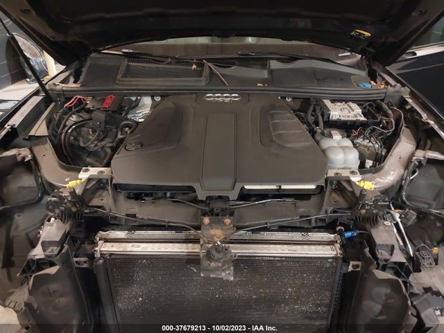 WA1LHAF72JD012123 Audi Q7 Premium Plus