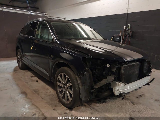 WA1LHAF72JD012123 Audi Q7 Premium Plus