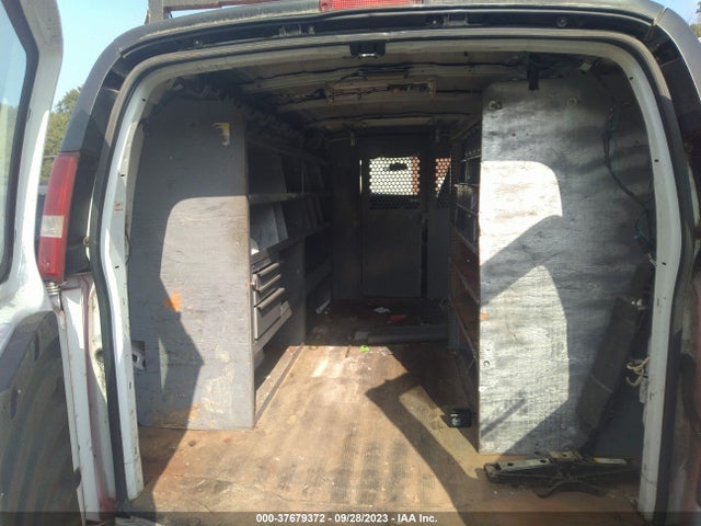 2005 CHEVROLET EXPRESS CARGO VAN VIN: 1GCGG25V051235543