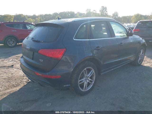 WA1DGAFP7EA037002 Audi Q5 Premium Plus