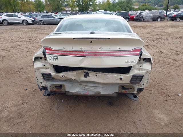 3LN6L2J96ER801237 Lincoln MKZ