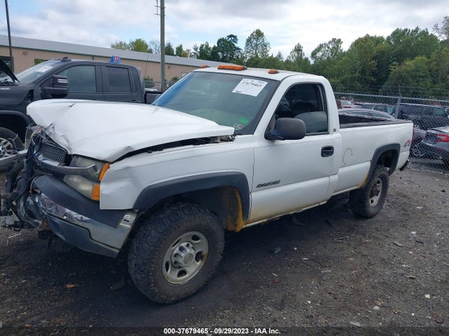 2004 CHEVROLET SILVERADO 2500HD WORK TRUCK VIN: 1GCHK24UX4E162555