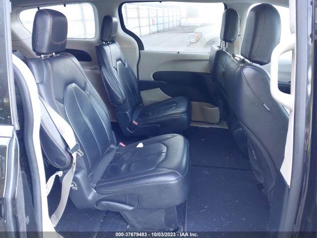 2017 Chrysler Pacifica Touring-l მანქანა იყიდება აუქციონზე, vin: 2C4RC1BG8HR734515, აუქციონის ნომერი: 37679483