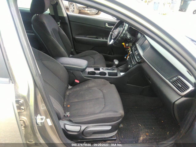 KIA Optima Lx 2018 5XXGT4L39JG183899 Image 5