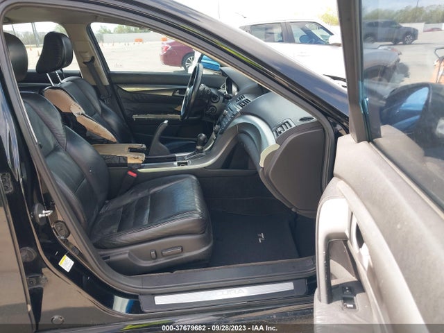 2011 ACURA TL VIN: 19UUA8F26BA000699