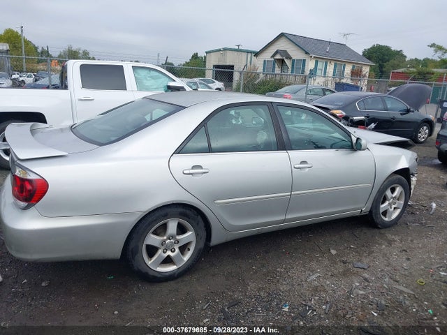 2005 TOYOTA CAMRY SE VIN: 4T1BE32K75U410025