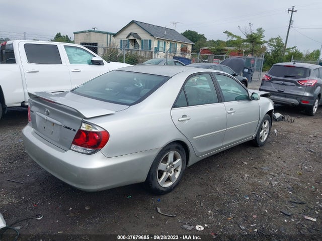 2005 TOYOTA CAMRY SE VIN: 4T1BE32K75U410025