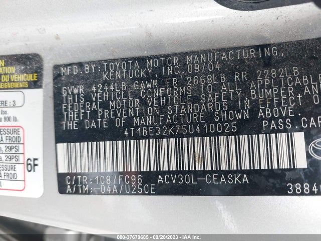2005 TOYOTA CAMRY SE VIN: 4T1BE32K75U410025
