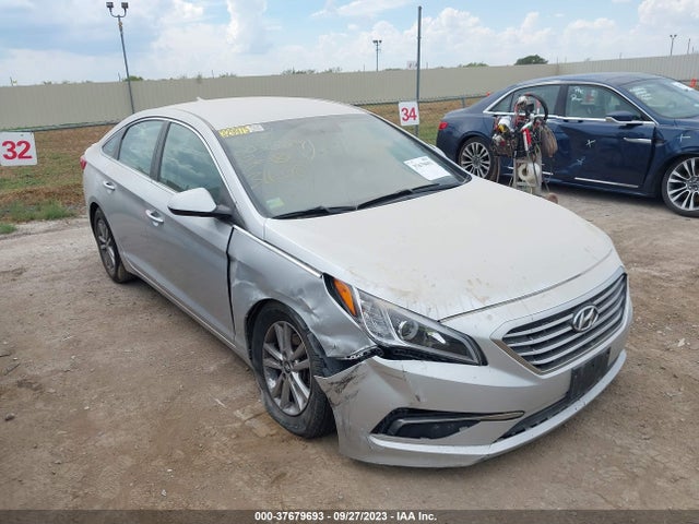 2016 HYUNDAI SONATA SE VIN: 5NPE24AF1GH316398