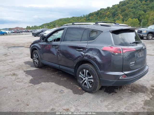 Toyota RAV4 LE 2016 JTMBFREV7GJ091000 Image 3