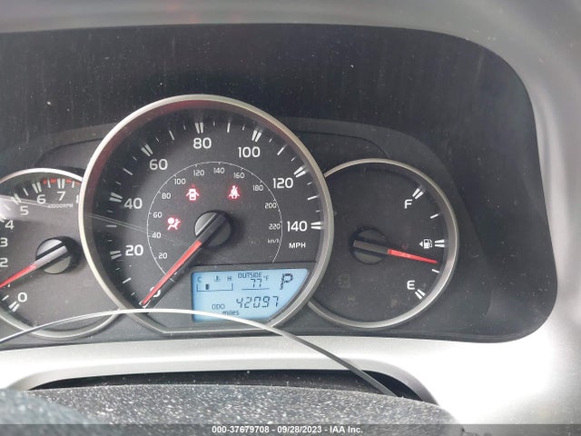 Toyota RAV4 LE 2016 JTMBFREV7GJ091000 Image 7
