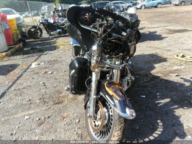 2012 HARLEY-DAVIDSON FLHTK 1HD1KEM11CB624461 Photo 4