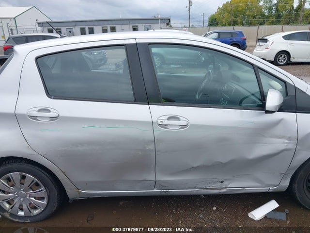 Toyota Yaris L/le 2014 VNKKTUD30EA008149 Image 13
