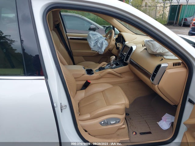 2012 PORSCHE CAYENNE WP1AA2A23CLA11573 Photo 4