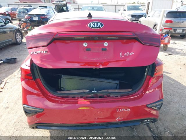 3KPF24AD3ME314073 KIA Forte Lxs