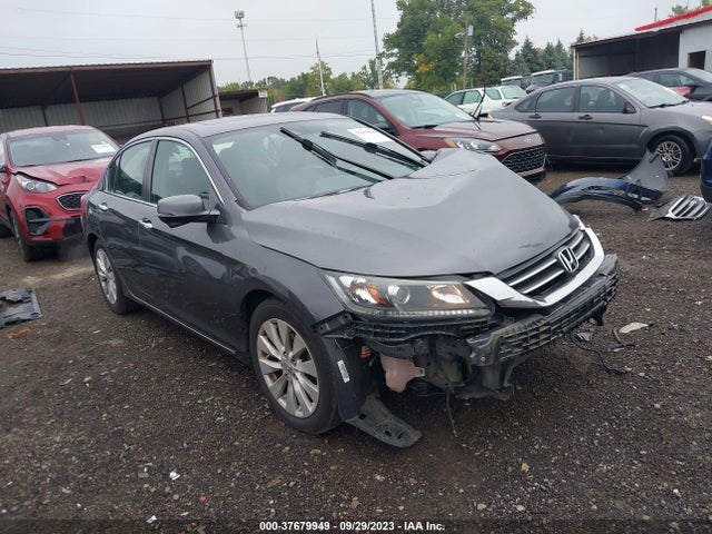 2015 1HGCR2F8XFA051960 main image