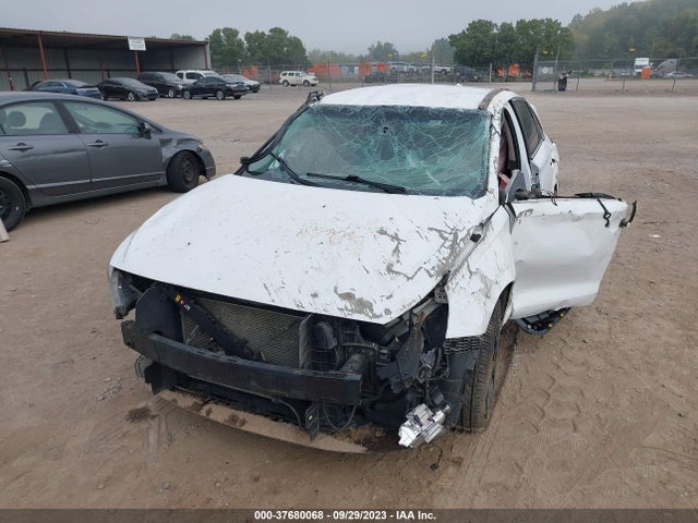 2018 HYUNDAI ELANTRA GT VIN: KMHH35LE1JU063001