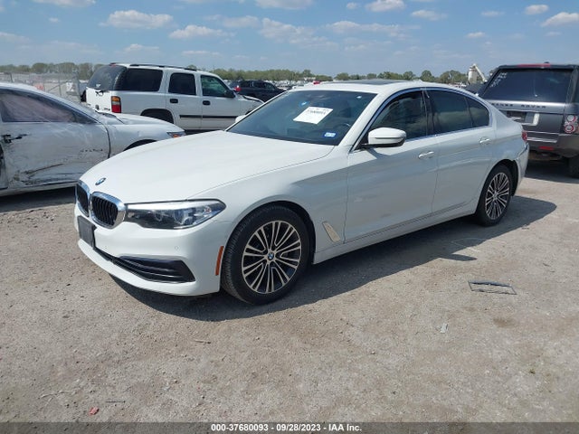 BMW 530I 2019 WBAJA5C55KWA57882 Image 2