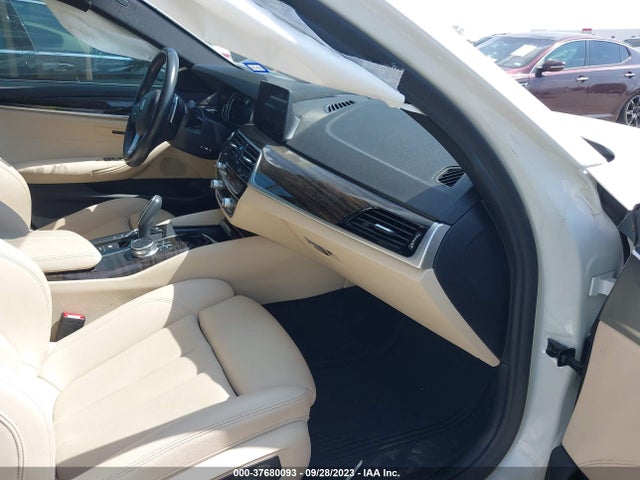 BMW 530I 2019 WBAJA5C55KWA57882 Image 5